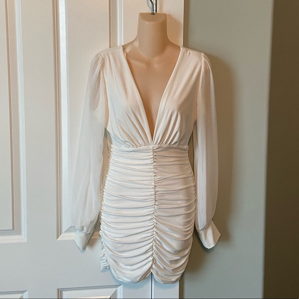 White long sleeve dress